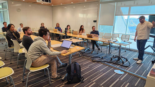 A recent Moore Lab group meeting at Wright Lab. Image credit: Yale Wright Laboratory/Victoria Misenti Moore group meeting.