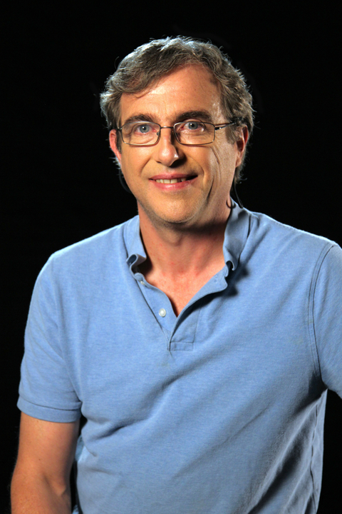 Headshot of Frank Lopez.