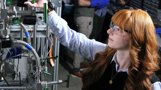 Graduate student working on nEXO R&D setup at Wright Lab.